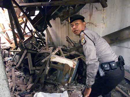 图文:印尼首都雅加达发生爆炸事件造成4人伤亡