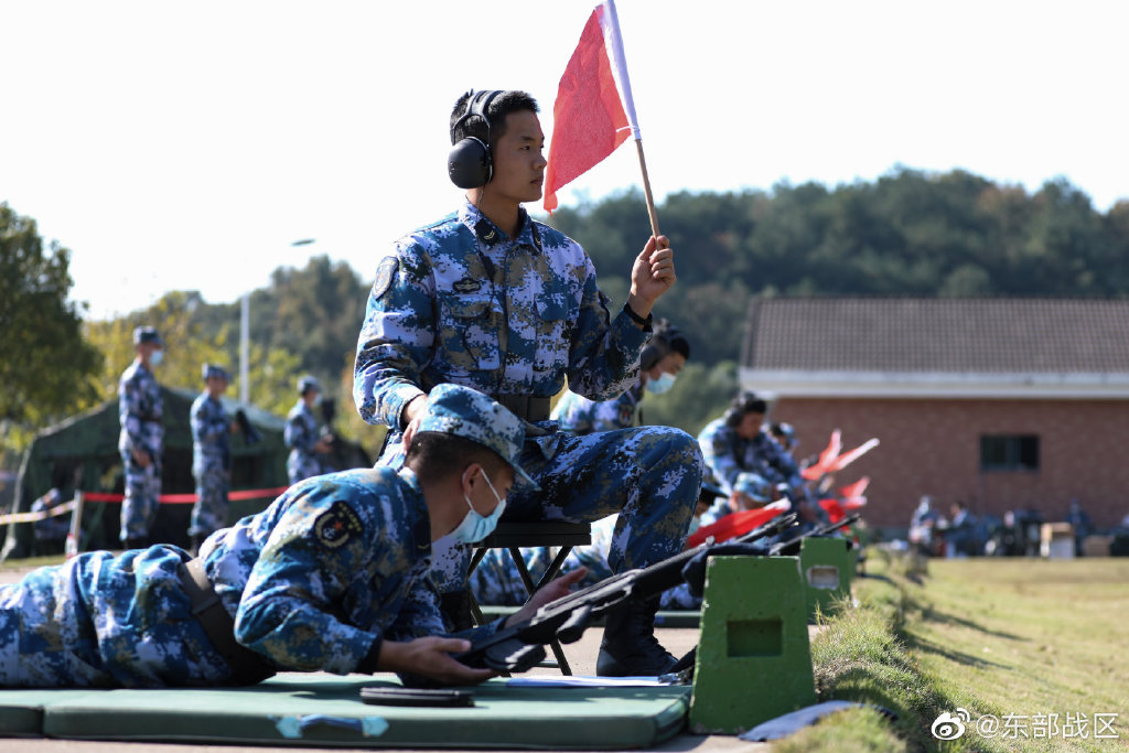 东部战区海军航空兵实弹射击考核 检验射击水平(图) (http://www.cstr.net.cn/) 军事 第4张