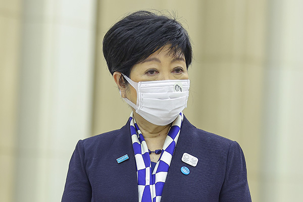 东京都知事小池出院返岗，半年内已两次因“过度疲劳”入院