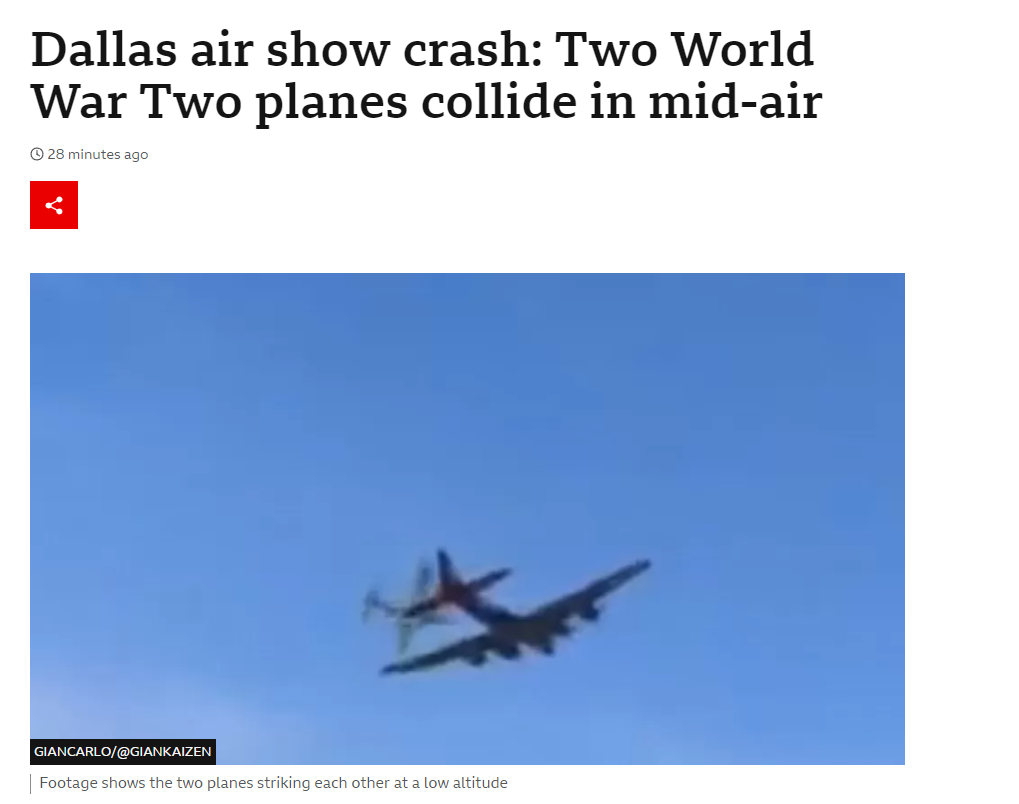 美得州两架二战时期老飞机相撞坠毁 现场画面曝光