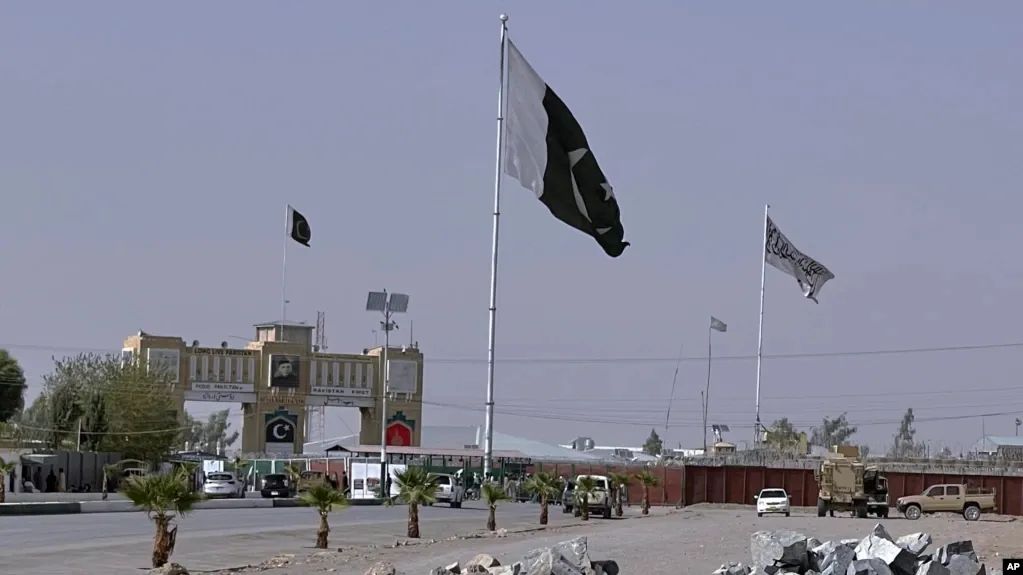 阿富汗与巴基斯坦在阿边境省份发生冲突 无人员伤亡