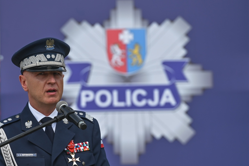 波兰警察总长办公室“爆炸” 疑与乌方送的礼物有关