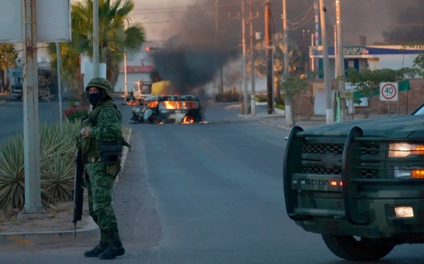 墨西哥政府军与毒枭武装发生激烈枪战 29人死亡！