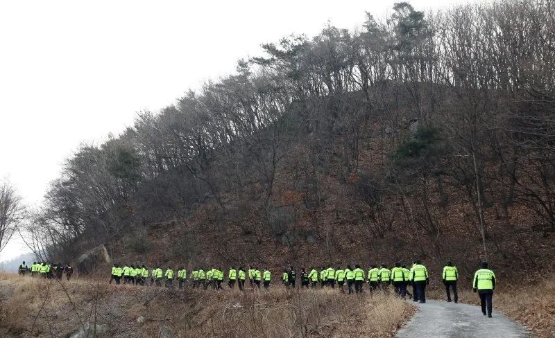 韩结束抵近萨德基地无人机搜寻 200多军警3天未找到