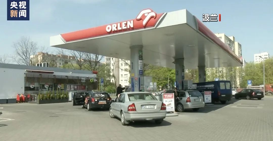 俄石油管道运输公司回应:费用未付 停止向波兰供原油