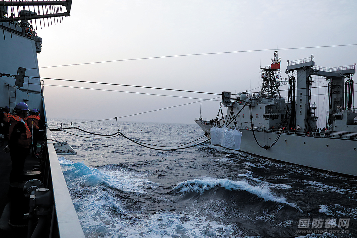 远海砺剑淬锋芒 海军第41批护航编队协同训练掠影 (http://www.zjmmc.cn/) 未分类 第3张