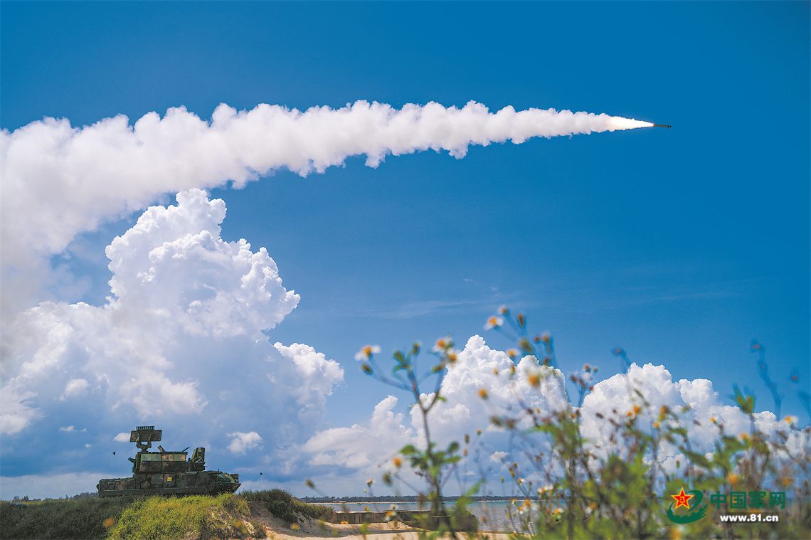 第七十四集团军某旅防空营实弹射击演练影像 (http://www.zjmmc.cn/) 未分类 第1张