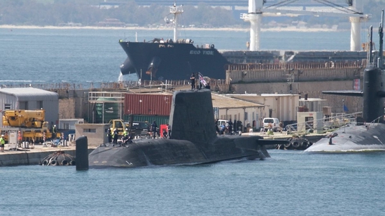 英美核潜艇一周内集中停靠直布罗陀 引发西班牙抗议