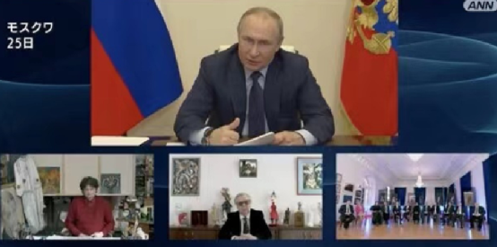 俄罗斯总统普京25日对“总统文艺领域奖”获得者发表讲话，日媒报道截图