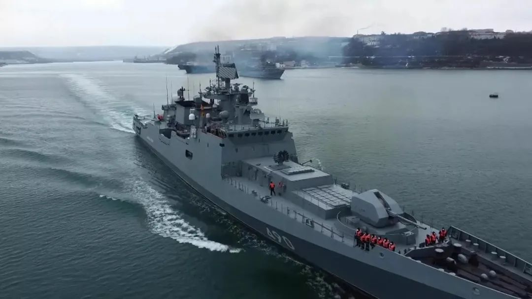 资料图：俄罗斯黑海舰队舰艇。图片来源：俄国防部。
