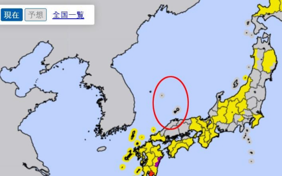 日本气象厅5日在发布超强台风“轩岚诺”的气象警报时，在地图中将独岛标记为日本领土。图自韩媒