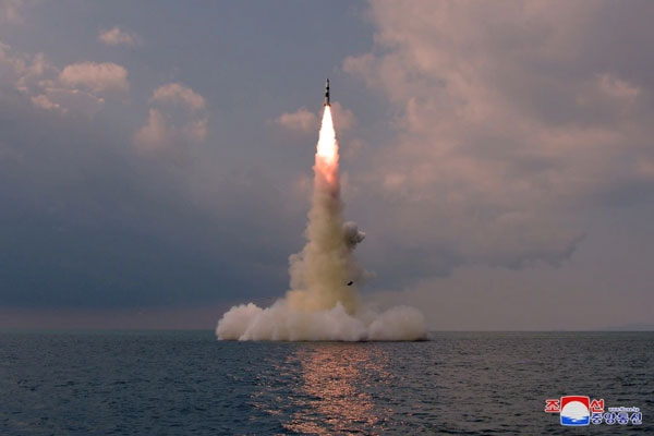 韩方：朝鲜发射一枚弹道导弹 正分析是否为潜射导弹