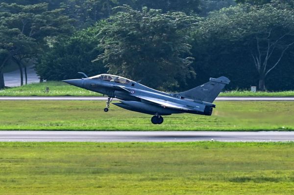 法媒：法国空军展开“空中外交”提升力量投射能力