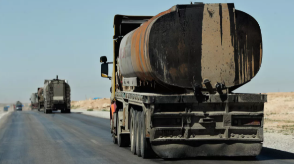 美盗采叙利亚石油 非法越境将89辆油罐车运往伊拉克