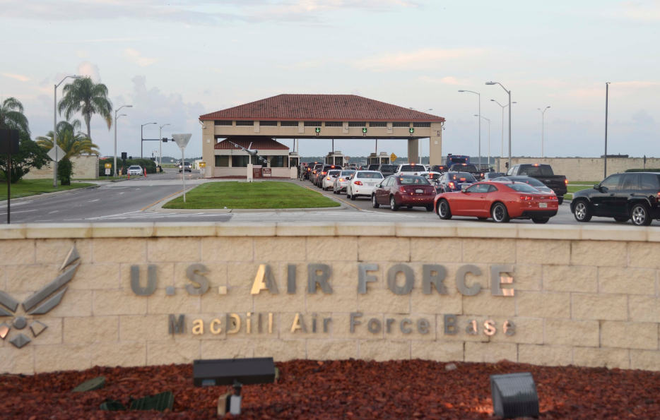 飓风即将来袭 美国佛州一空军基地指挥官下令撤离